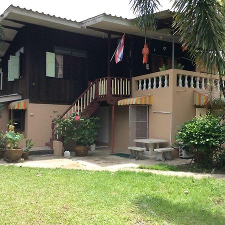 Orchid Guest House Trat Exteriör bild